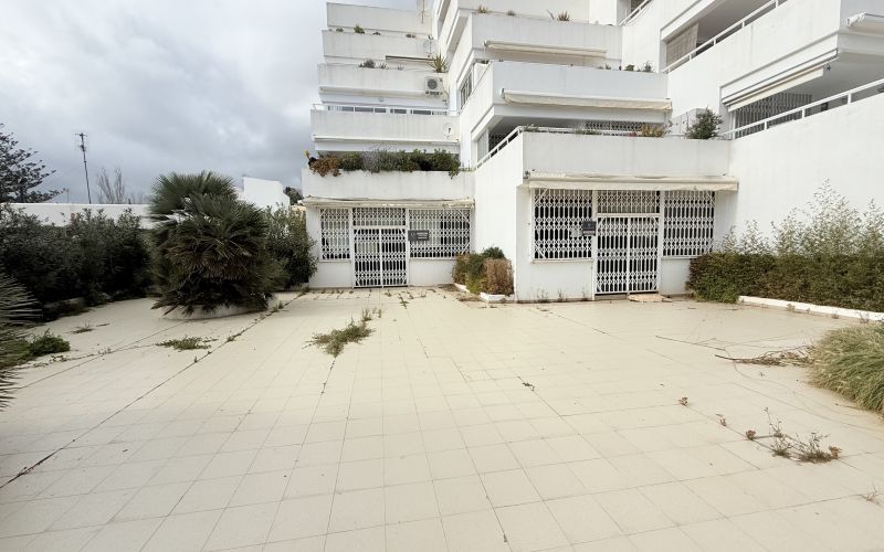 Local comercial con vista mar