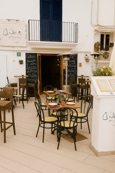 Cocktail bar in plaza sa Riba