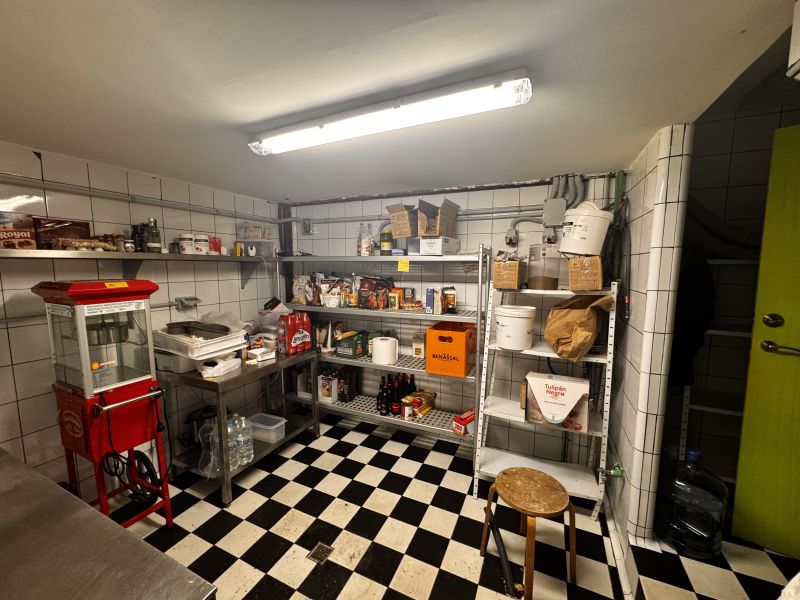 -EN TRASPASO- Restaurante/Bar en Av. España