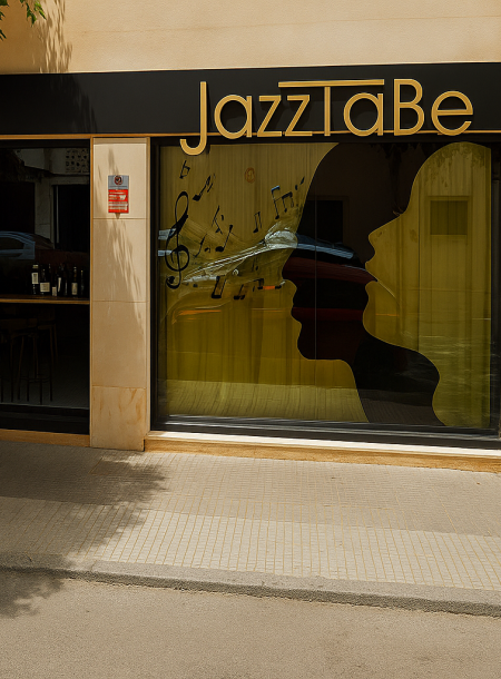 -TRANSFER LEASE- Premises with Cafe concierto licence