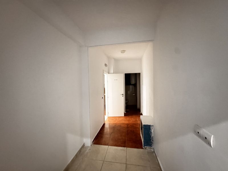 -EN ALQUILER- Local comercial en Ignacio Wallis
