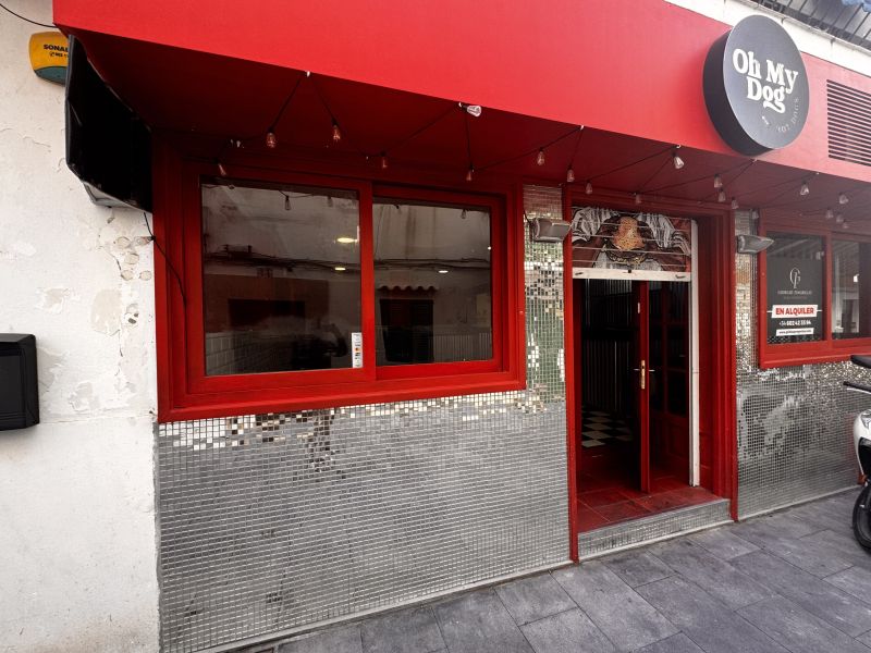 -EN ALQUILER- Restaurante en calle General Prim (San Antonio)