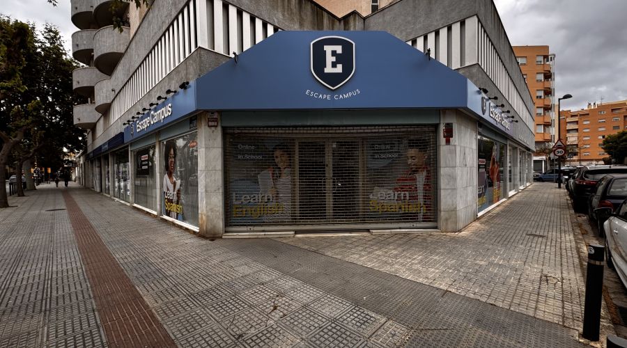 -EN ALQUILER- Local comercial en Ignacio Wallis