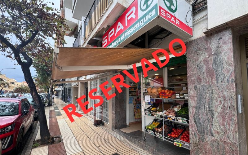 Supermarket in Av. España