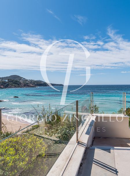 RESTAURANT IN FIRST LINE SEA VIEW CALA TARIDA