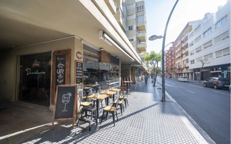 Bar in Av. España