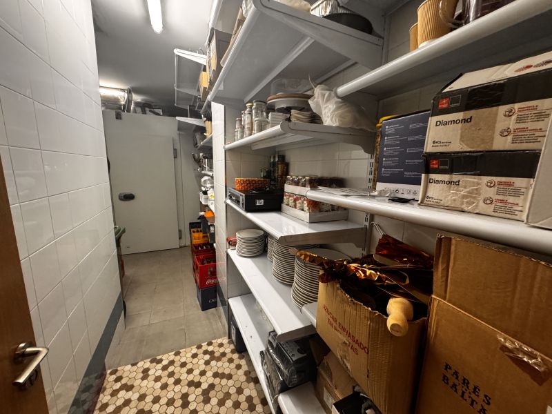 -EN TRASPASO- Cafe concierto en Vicent Orvay y Serra