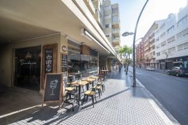 Bar in Av. España