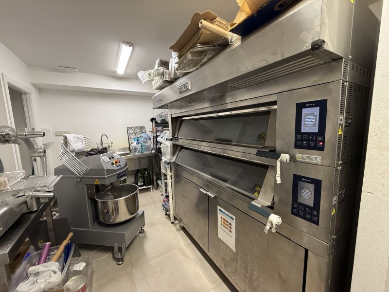 Pizzeria in calle Felip II