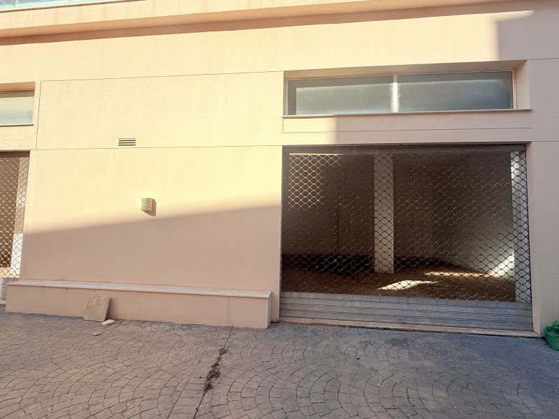 Local comercial en calle mediterranea