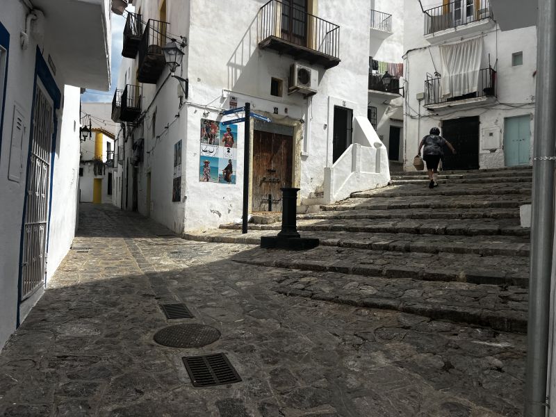 Local en calle de la Virgen