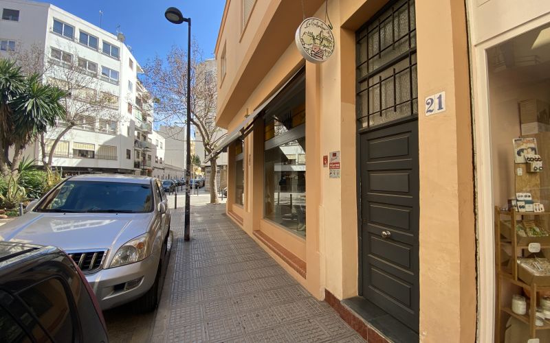 -TRASFER LEASE- BAR RESTAURANT IN CALLE VICENT SERRA Y ORVAY