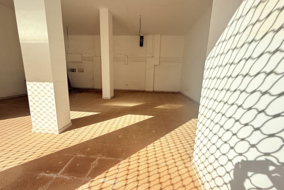Commercial Premises in Calle Mediterránea, (Av. Pere Matutes Noguera)
