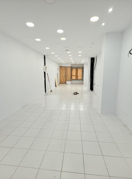 -TRANSFER LEASE- Premises in pasaje Metge Antoni Serra