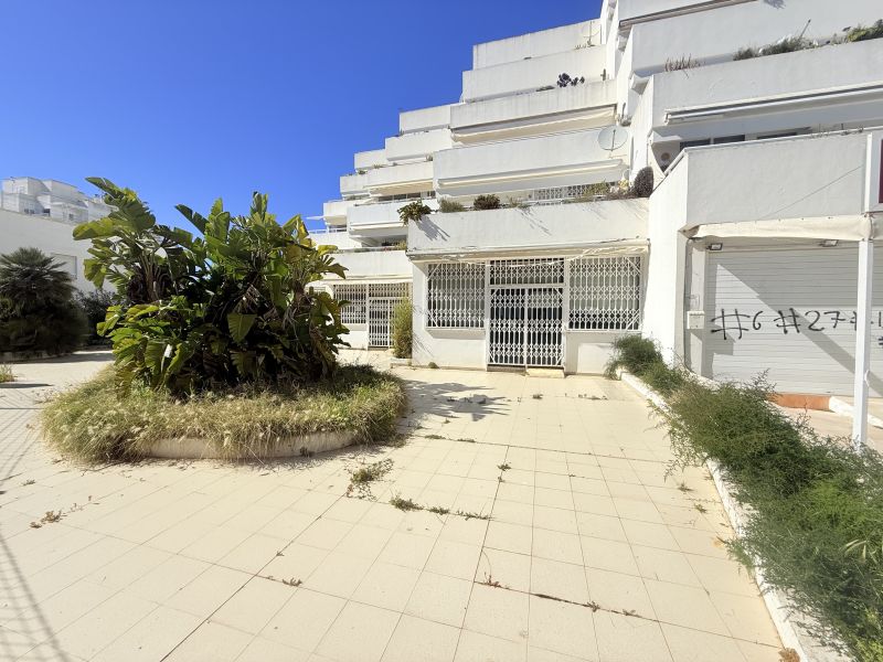 Local comercial con  vista mar