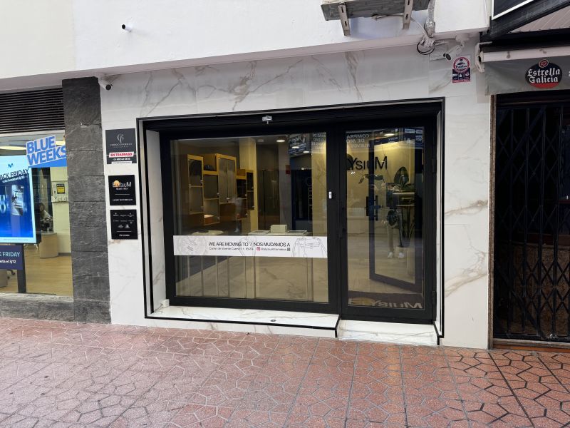 Jewelery shop in Pasaje Castavi