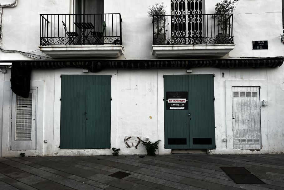 Restaurant in Plaza sa Riba (Ibiza port)