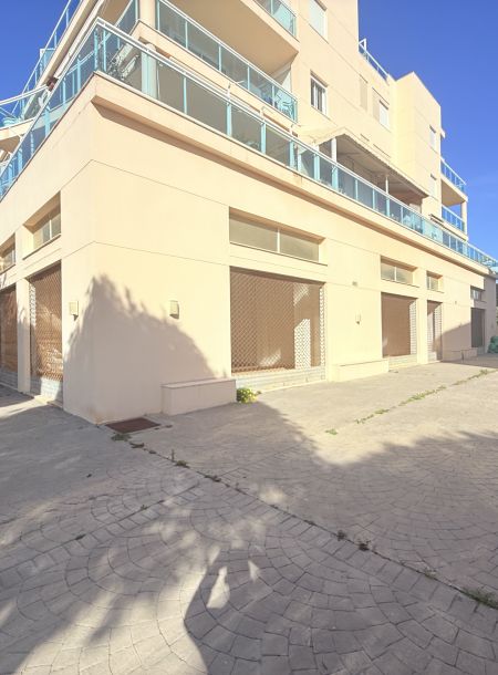 PREMISES IN CALLE MEDITERRANEA