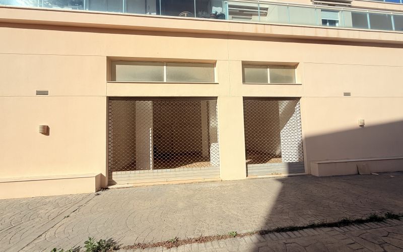 Local comercial en calle mediterranea