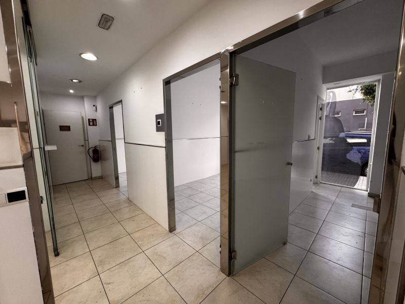 -EN ALQUILER- Local comercial en Ignacio Wallis