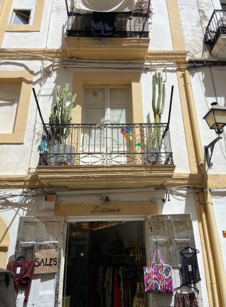 Boutique in calle Montgri