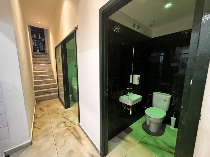 -EN TRASPASO- Restaurante/Bar en Av. España