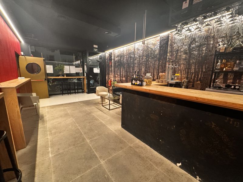 -EN TRASPASO- Cafe concierto en Vicent Orvay y Serra