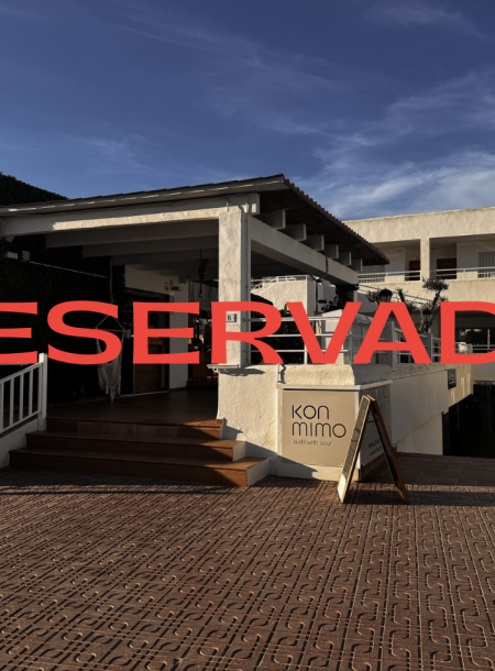 -ON SALE/ON RENT- Premises with bar restaurant licence in calle Valencia