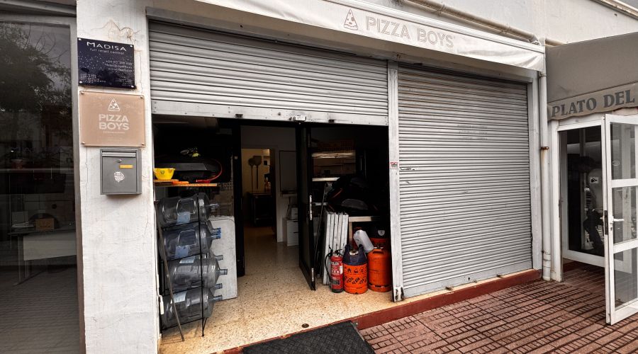 Obrador artesanal para la  preparación de pizza/pan.